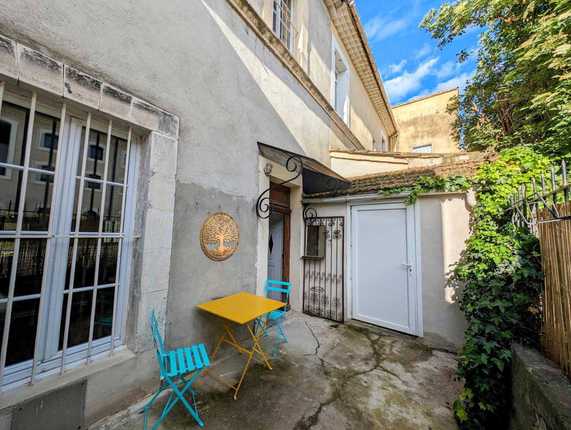 Maison De Style Tout Confort, Position Ideale, Avec Clim Et Petit Exterieur Orange  Eksteriør billede
